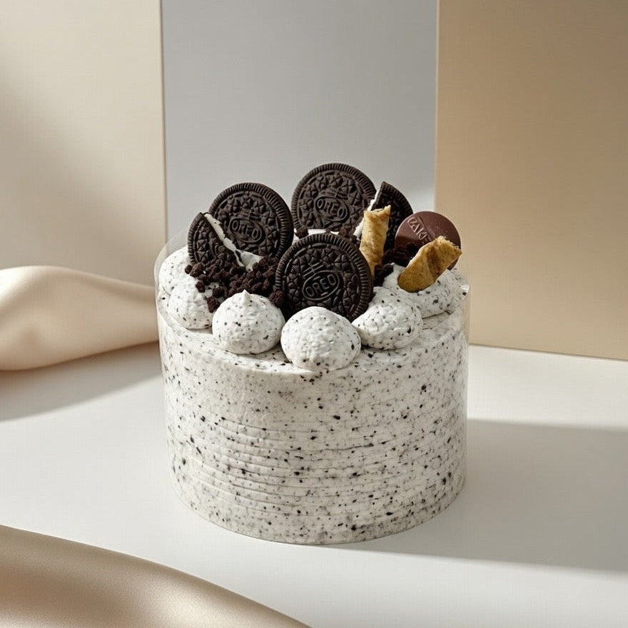 Hazelnut Chocolate Crunch & Oreo Cake