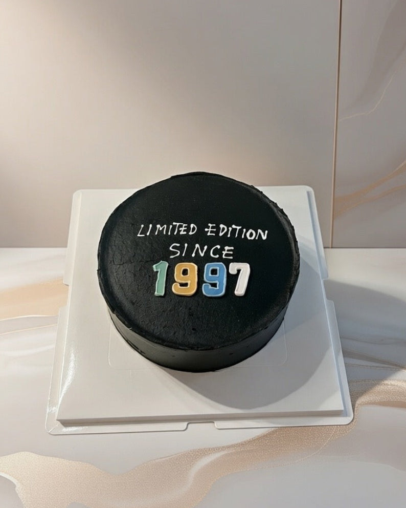 Retro Limited Edition Cake