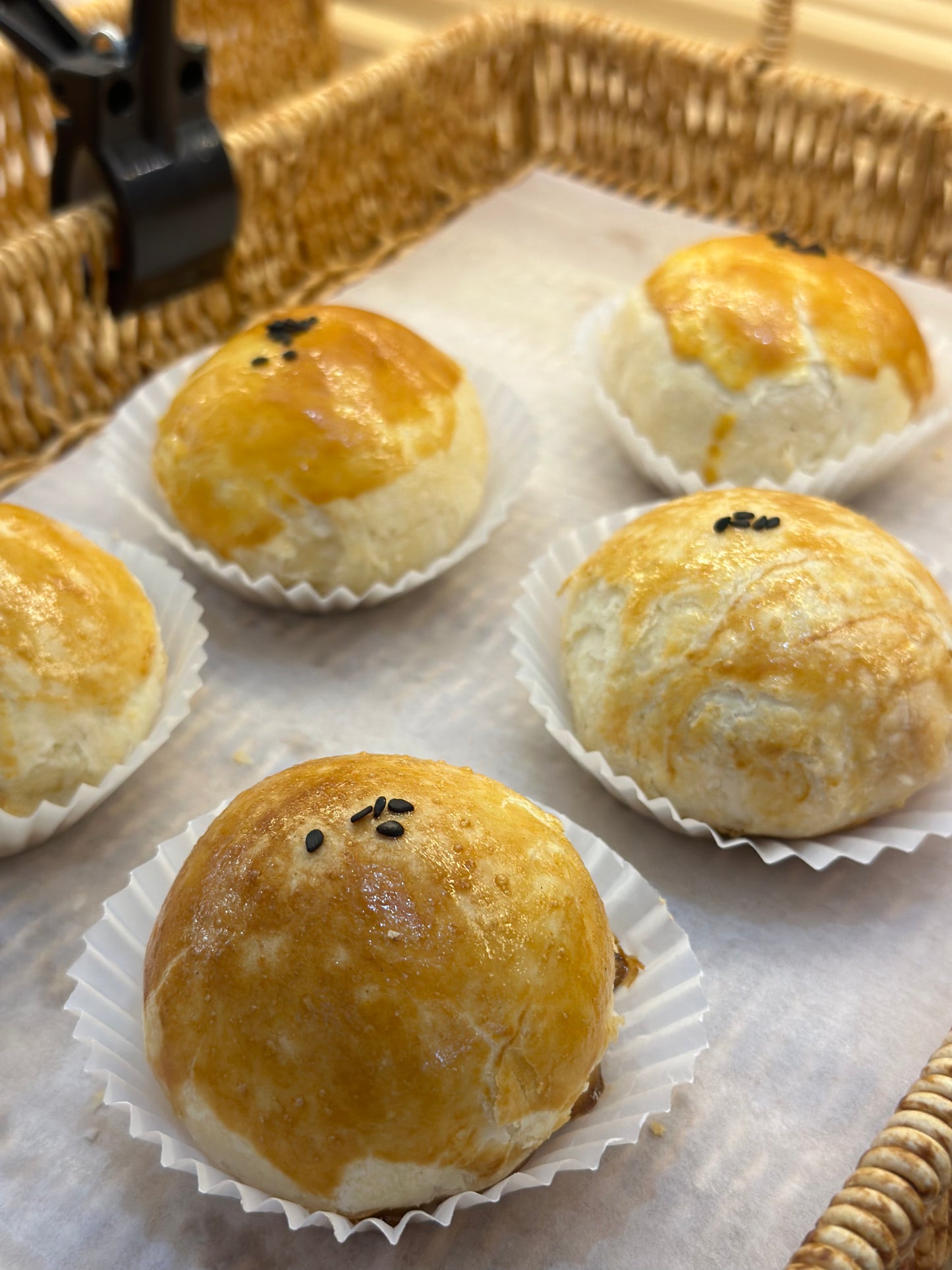 Salted Egg Yolk Pastry