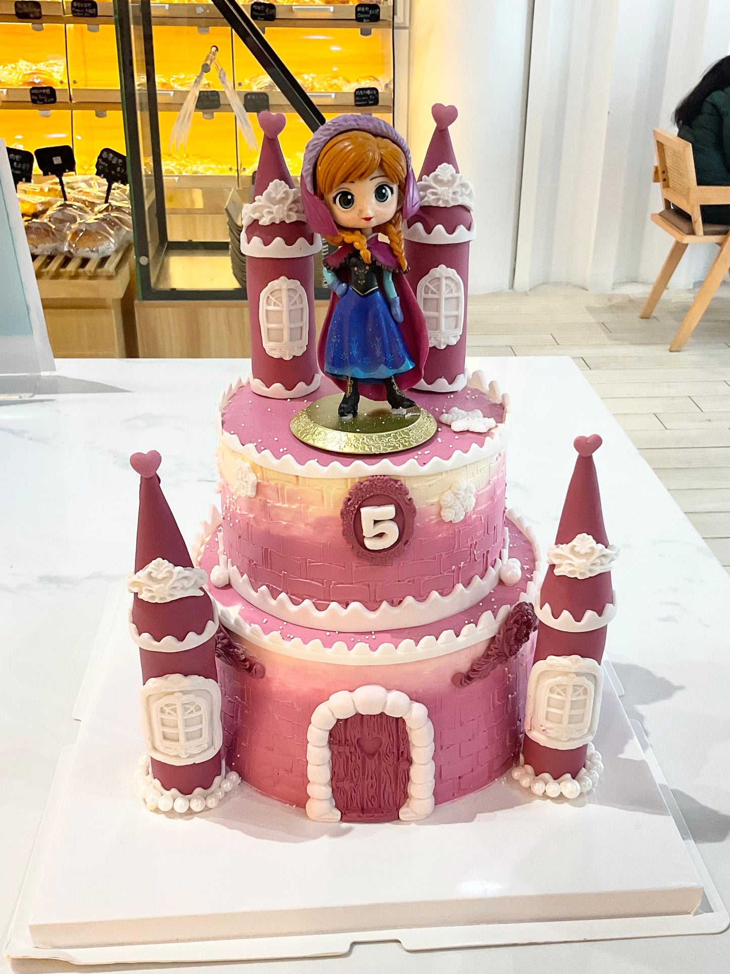Forzen Anna Cake