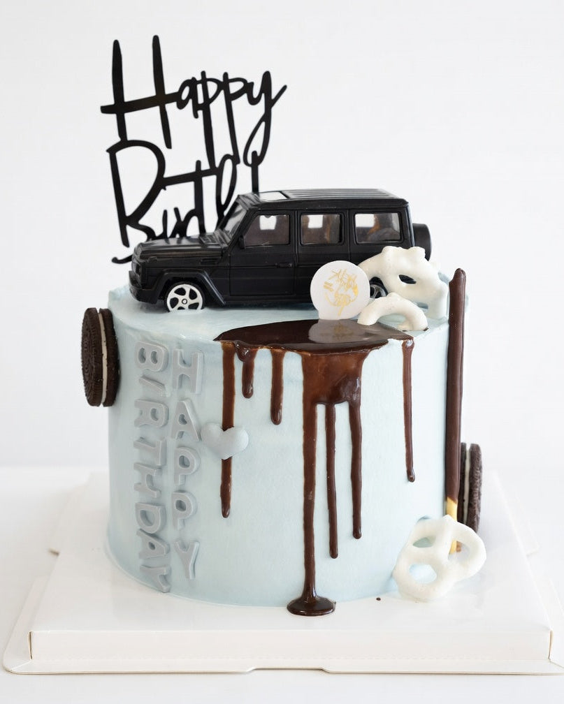 Midnight G-Wagon Cake